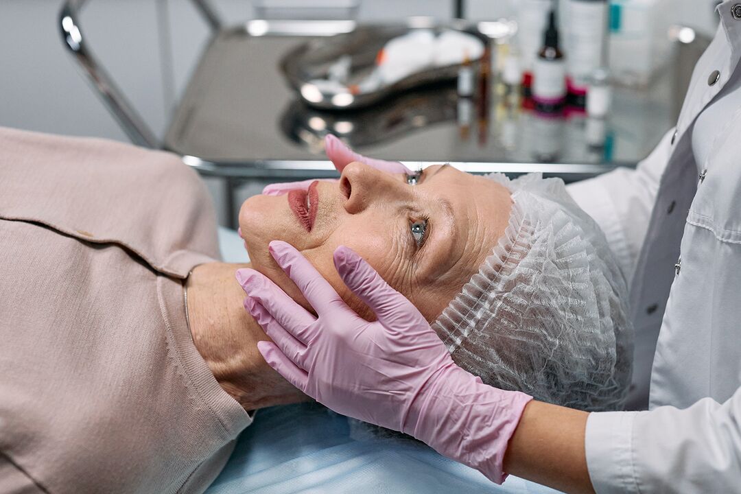 Preparation of the facial skin for a deep renewal, which is necessary from the age of 50